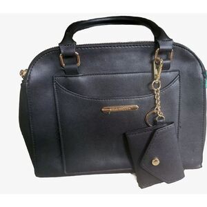 Steve Madden Handbag Purse  Black Gold Tone With Sashel Double Zip With Snap Mid